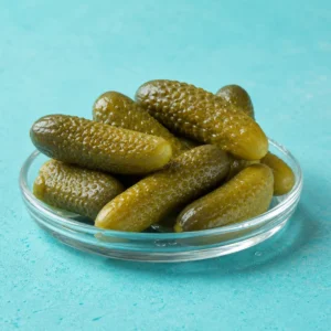 מלפפונים קטנים במלח 320 גרם